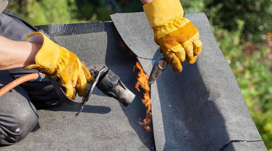 Professional flood damage restoration services in Chetopa, KS